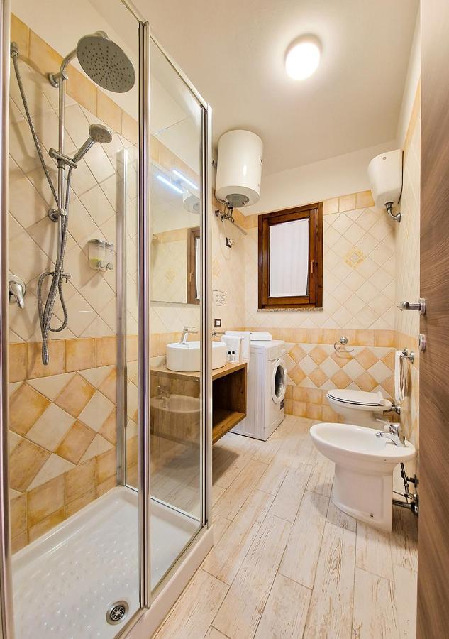 ラ・マッダレーナResidenza Quarto 02 - La Maddalenaアパートメント エクステリア 写真